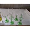 Image 3 : (3) Polka Dot Glasses, (6) Stem Glasses
