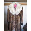 Image 1 : Fur Coat Grant Furs Ltd. (Beaver and Muskrat)