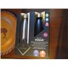 Image 2 : Pair of Vogue Metal Waterbottles (NIB) +Wood Horse Plate