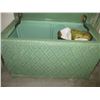 Image 3 : Vintage Laundry Hamper
