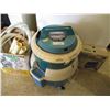 Image 2 : Kenmore Carpet Cleaner w/ Cleaners