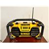 Image 1 : Dewalt Worksite Charger / Radio