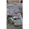 Image 2 : deluxe food processor and hand blender set