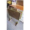 Image 1 : 4 vintage tv trays and stand