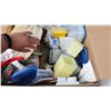 Image 2 : Box of Tupperware & Kitchen supplies