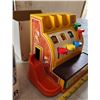 Image 3 : Vintage Fisher-Price "Cash Register" (inside a Questor box)