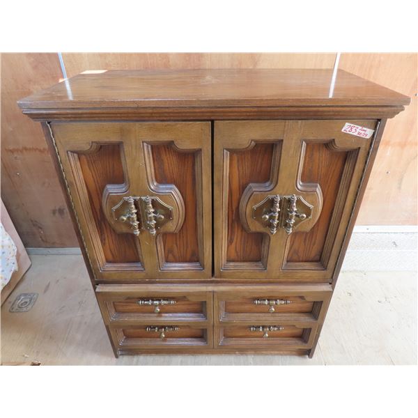 Wooden Dresser 37.5 x 19.25 x 45 