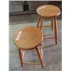 Image 2 : 2 bar stools