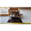 Image 2 : Toy metal sewing machine, in box