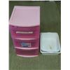 Image 1 : 3 tier pink storage unit, 2 dish pans & 1 tray