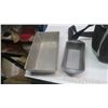 Image 2 : lunch kit and loaf pans