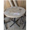 Image 3 : 2 Tables + 1 table stand/frame (14" diameter, and 26" diameter)