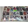 Image 2 : 50 Assorted hockey cards
