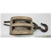 Image 5 : Large Vintage Wooden Block Pulley