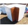 Image 4 : 30"x30"x34.5" Base Cabinet, + 24.25"x 22" Sink + 48"x 22" Counter with sink