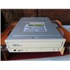 Image 2 : Jensen Speaker +  Internal CD-rom drive model: CHA-56