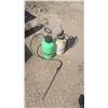 Image 1 : 2x 2 gallon sprayers