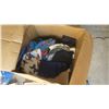 Image 2 : 18"x18"x22" Storage unit mystery box of assorted items - bags and craft