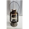 Image 4 : Beacon Oil Lantern