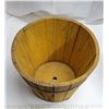 Image 9 : (3) Wooden Plant Pots