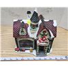 Image 2 : Christmas village porcelain toy shop