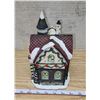 Image 5 : Christmas village porcelain toy shop