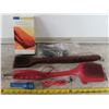 Image 1 : 2 BBQ scrappers & Brushes + Assorted household items