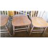 Image 4 : set of 4 vintage wooden chairs