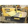 Image 2 : 16" Scroll canwood saw