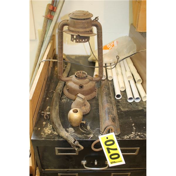 Antique lamp w/o glass, scale, bell and haine