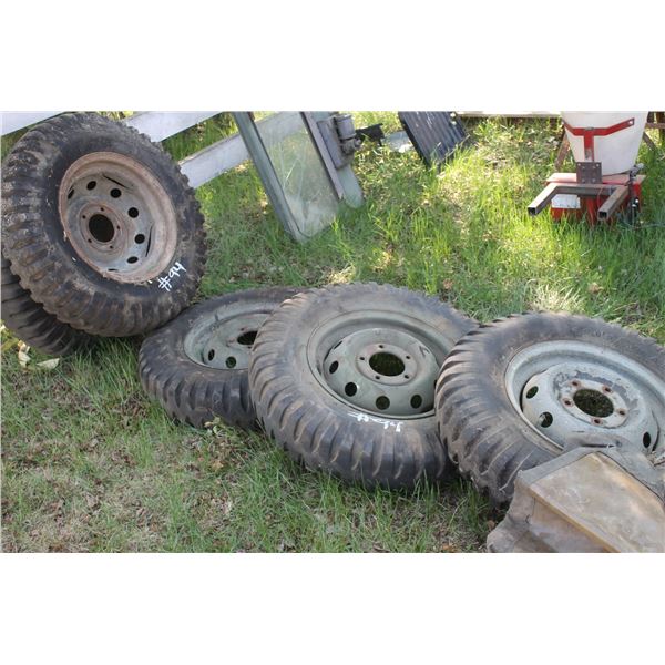 Willy's Jeep c/w tires and all parts pertaining to this unit