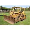 Image 1 : D4N Cat c/w reversable blade, hyster winch, 20" pads, motor sn#622455 (not running)