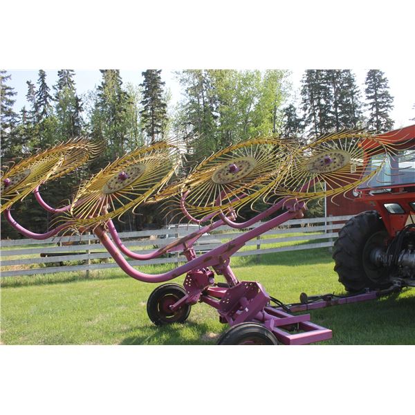 8- wheel ENOARICOLARO rake, trail type, VG