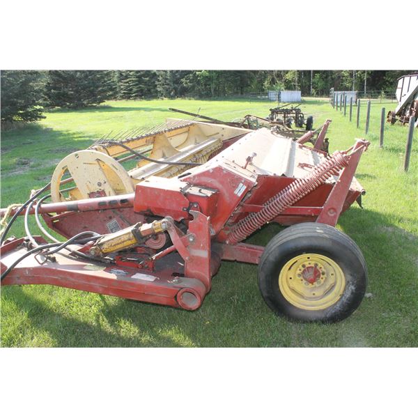 NH 488 hay bind, #661260, shedded, appears not to have done that much work., approx. 9'