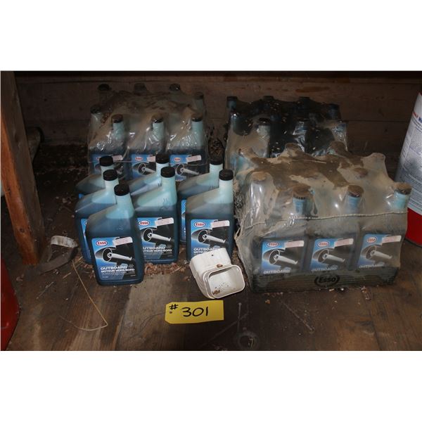 Qty of Esso Outboard oil in 1 ltr jugs