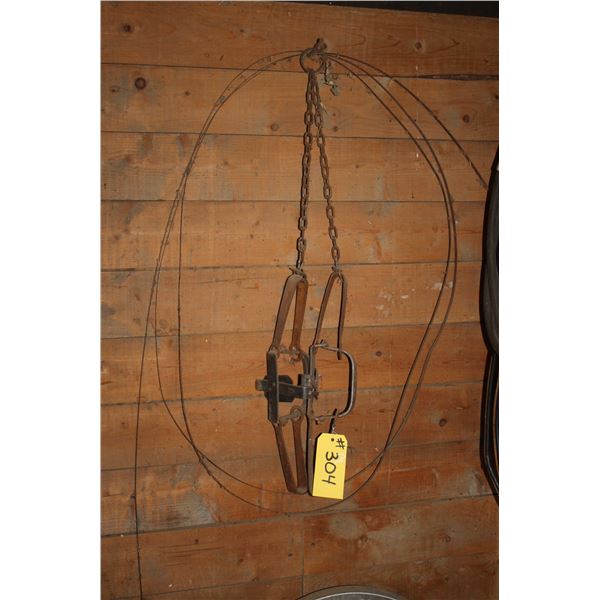 2- Approx. 10" traps