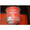 Image 1 : Fire pail