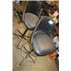Image 1 : 2- Swivel stools