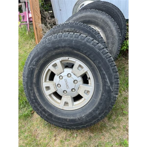 4- GM Tires, 265/75R15 c/w rims