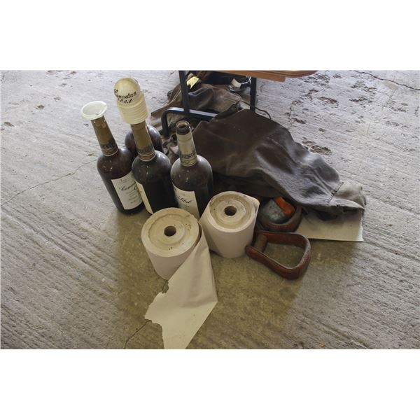 Stirrups and leather aprons