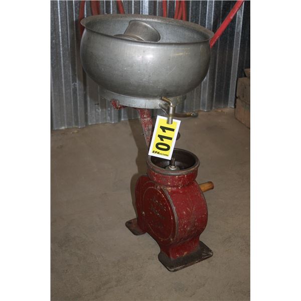 Cream separator. Domo Junior X29