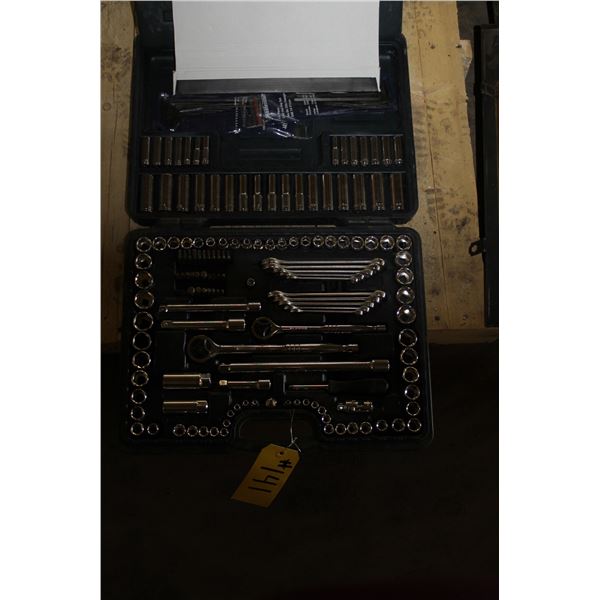 Tire craft tool kit (complete set), wrenches and Allen wrenches.