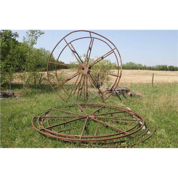 2 metal reels - 10' DIA
