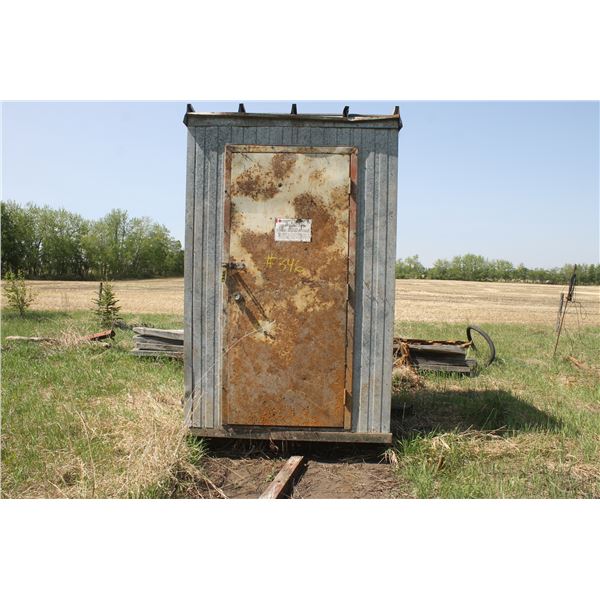 5 1/2'x5 1/2' Metal clad shed.