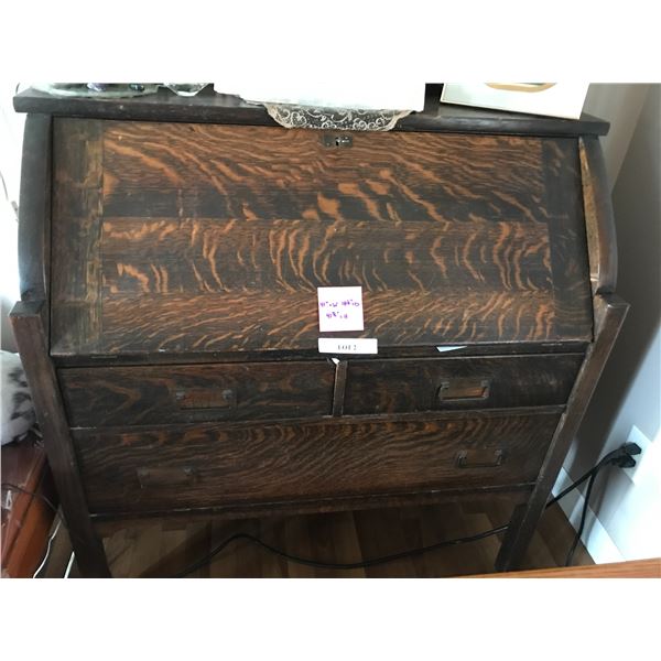 Lovely Tiger Wood Writing Desk