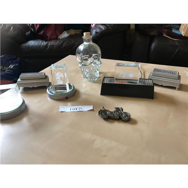 3D Laser Cut Crystal - Two Motorcycles & 1 Harley Eagle Symbol, 5 Light-up Stands, Glass Skull & Min