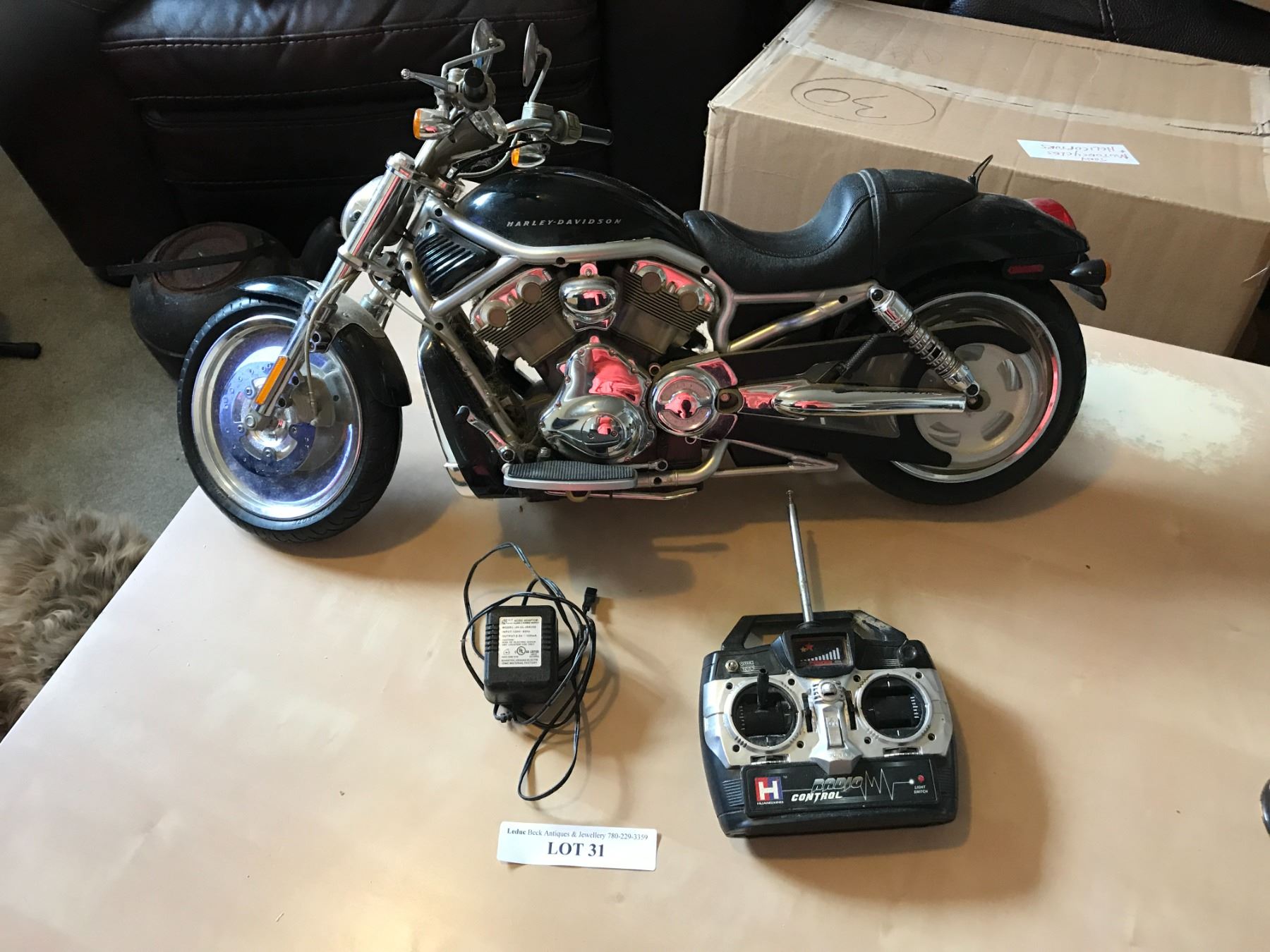 Remote Control Harley Davidson Motorcycle - Beck Auctions Inc.