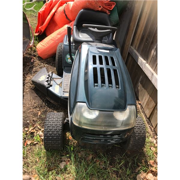Yardworks MTD's 600 Series Lawn Tractor