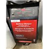 Image 3 : MotorMaster Battery Charger w Engine Starter 150/55/20/2 A, Standard Welding Helmet