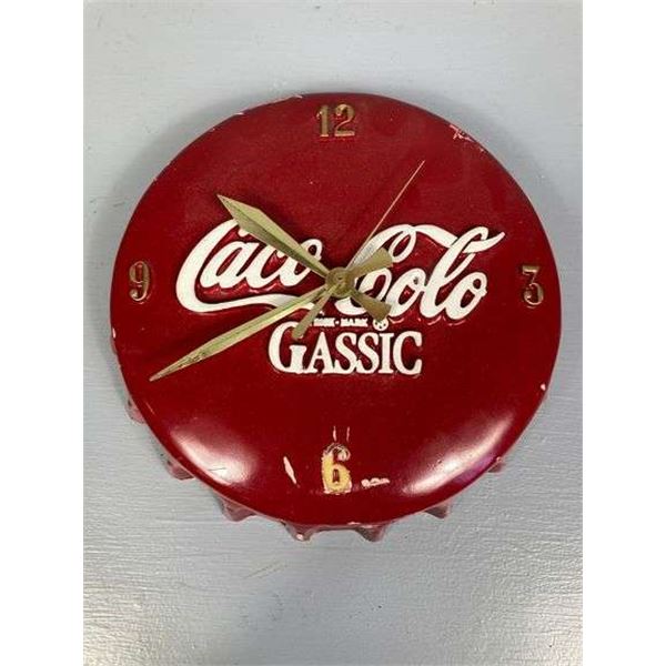 Caco Colo Classic Bottle Cap Wall Clock